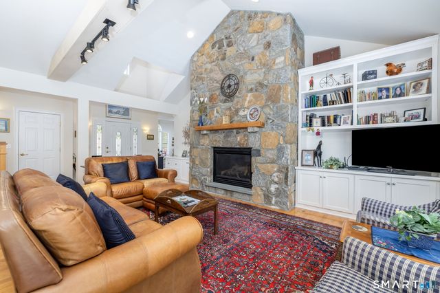 6 Chestnut Circle, Haddam, CT 06441