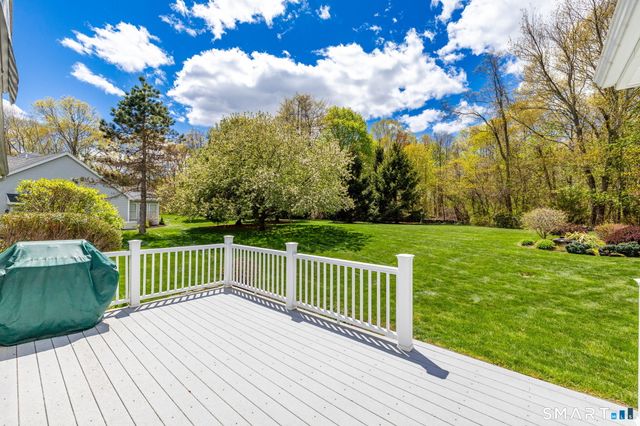 6 Chestnut Circle, Haddam, CT 06441