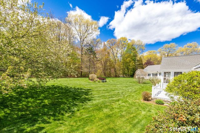 6 Chestnut Circle, Haddam, CT 06441
