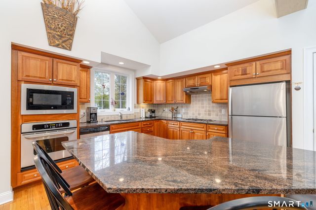 6 Chestnut Circle, Haddam, CT 06441