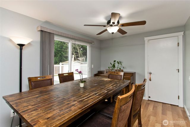 10319 SE 228th Street, Kent, WA 98031