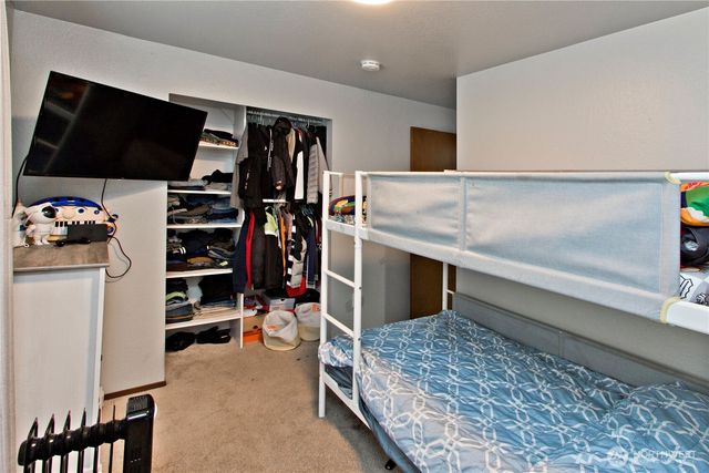 10319 SE 228th Street, Kent, WA 98031