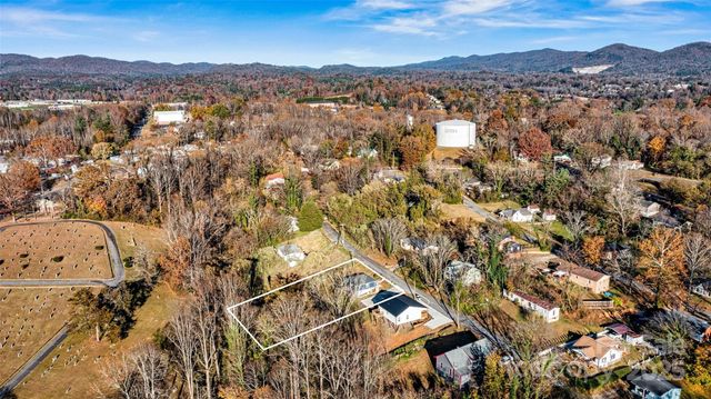 428 Folk Street NW, Lenoir, NC 28645