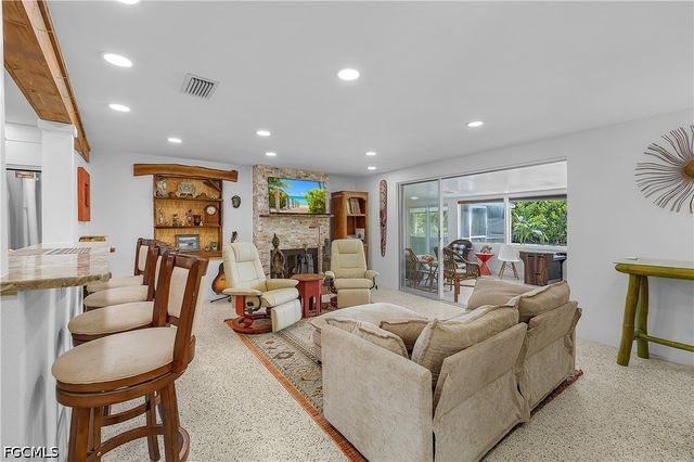 5387 Marina DR, Bokeelia, FL 33922