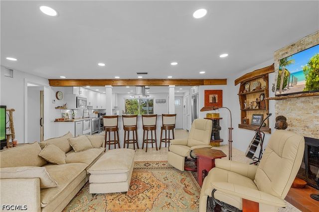 5387 Marina DR, Bokeelia, FL 33922