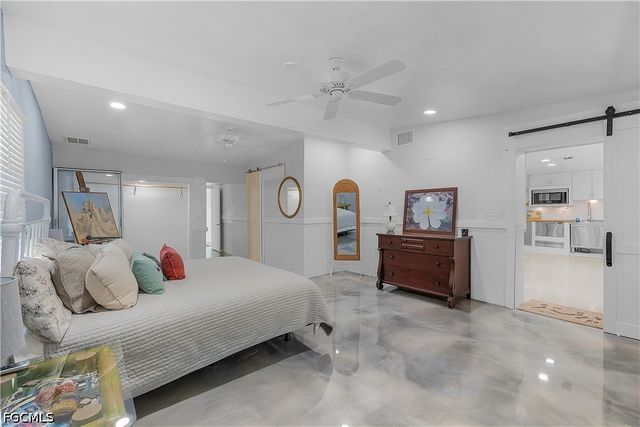 5387 Marina DR, Bokeelia, FL 33922