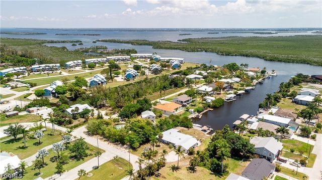 5387 Marina DR, Bokeelia, FL 33922