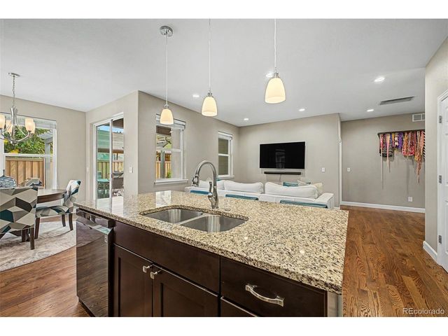 799 Kendall Ct, Lakewood, CO 80214