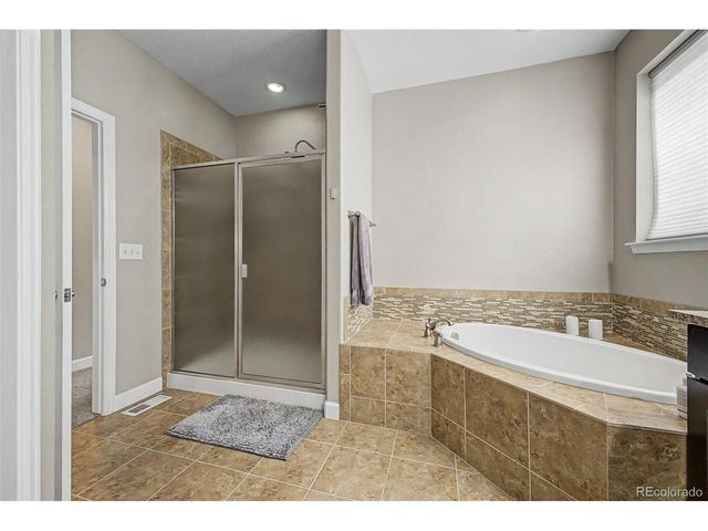 799 Kendall Ct, Lakewood, CO 80214