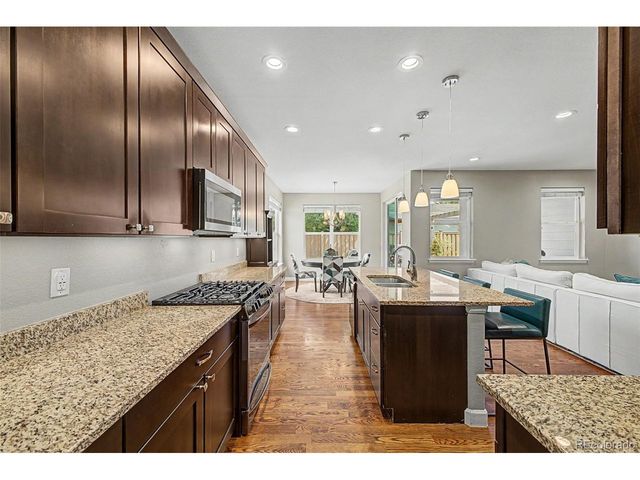 799 Kendall Ct, Lakewood, CO 80214