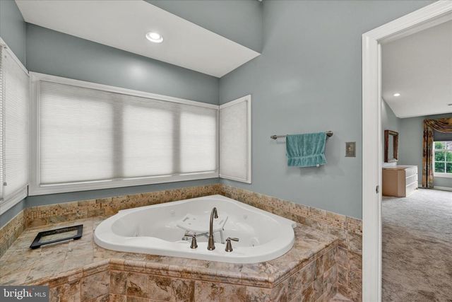 40 BELLCHASE, Pikesville, MD 21208