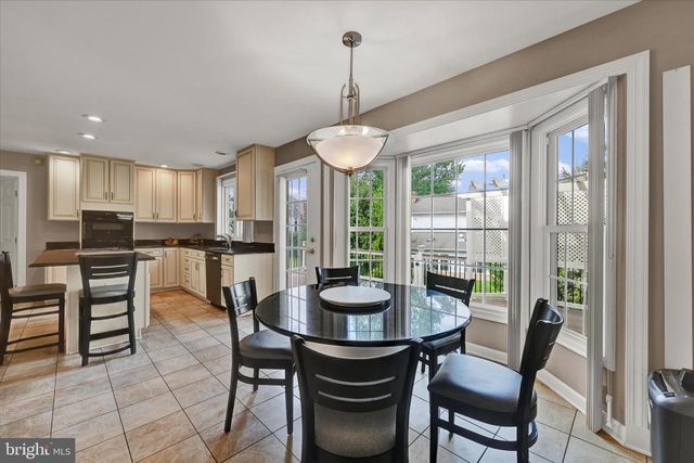40 BELLCHASE, Pikesville, MD 21208