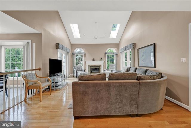 40 BELLCHASE, Pikesville, MD 21208
