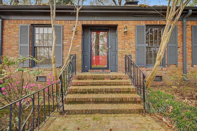 5185 MARY STARNES DR, Memphis, TN 38117