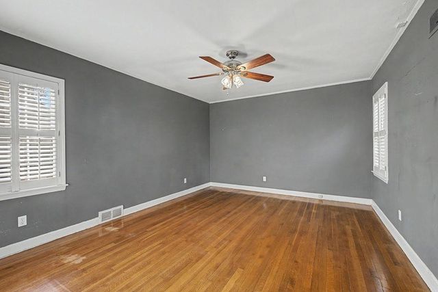 5185 MARY STARNES DR, Memphis, TN 38117