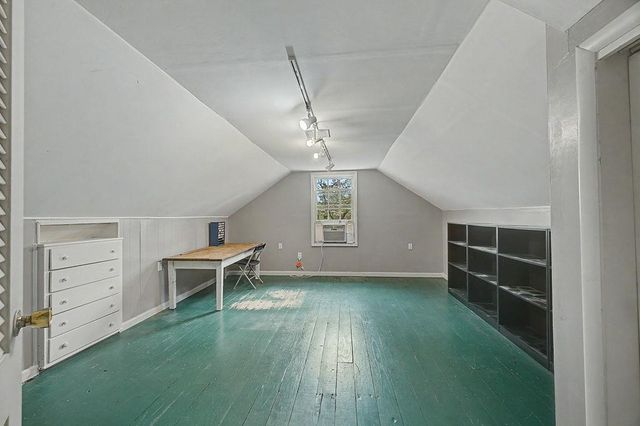 5185 MARY STARNES DR, Memphis, TN 38117