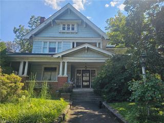 1100 W 4th Street, Winston-salem, NC 27101