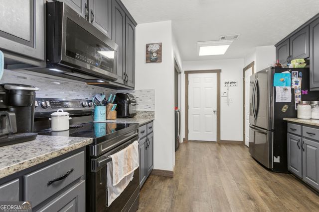 464 Old Carrollton Road, Newnan, GA 30263