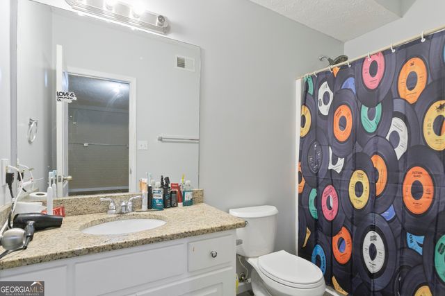 464 Old Carrollton Road, Newnan, GA 30263
