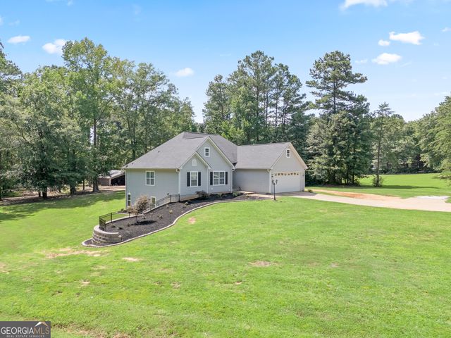 464 Old Carrollton Road, Newnan, GA 30263