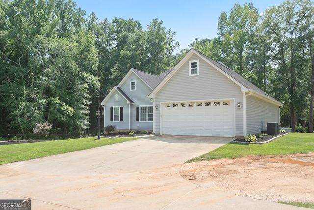 464 Old Carrollton Road, Newnan, GA 30263