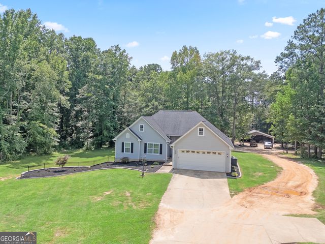 464 Old Carrollton Road, Newnan, GA 30263