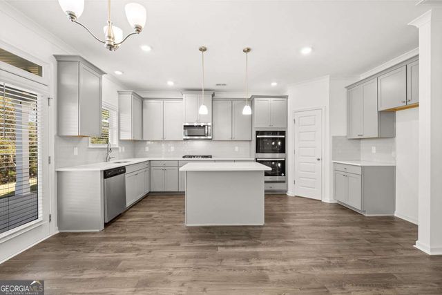 2077 Winged Elm Way, Lawrenceville, GA 30045