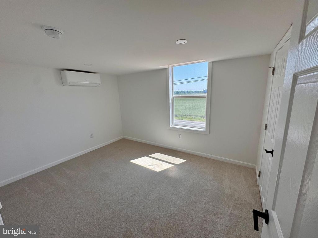 Image 23 of property listing at 231 OLDTOWN RD, Goldsboro, MD 21636