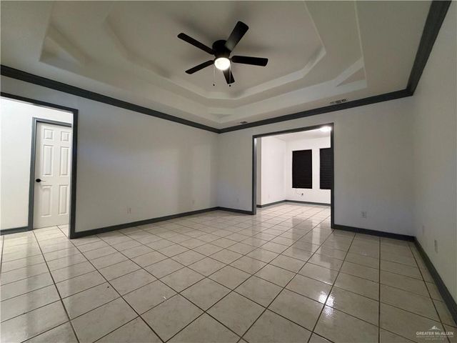 233 River Oak Avenue, Rio Grande City, TX 78582