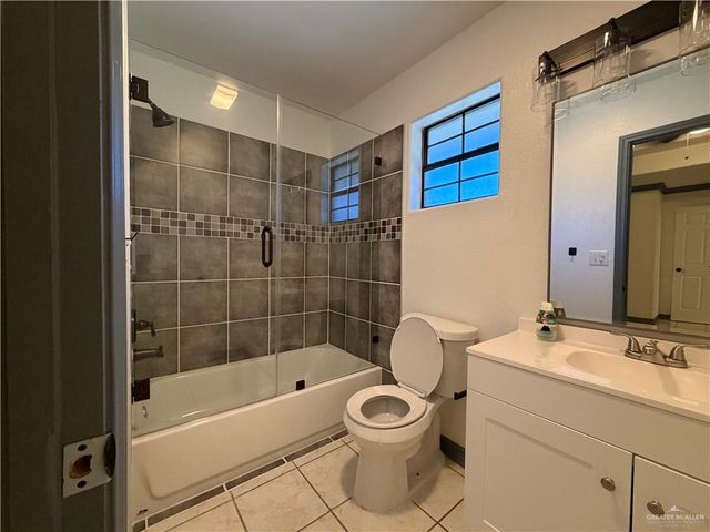 233 River Oak Avenue, Rio Grande City, TX 78582