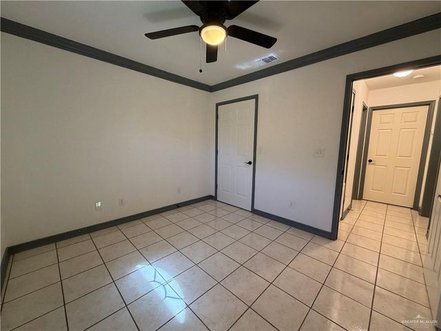 233 River Oak Avenue, Rio Grande City, TX 78582