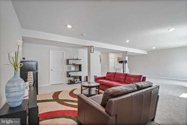 2094 WHITHORN HILL, Jeffersonton, VA 22724