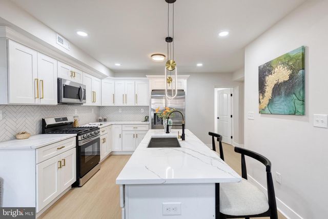 3721 MANCHESTER AVE, Baltimore, MD 21215