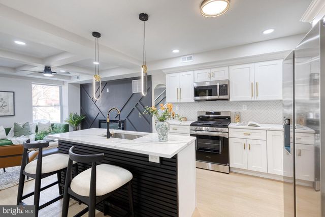 3721 MANCHESTER AVE, Baltimore, MD 21215