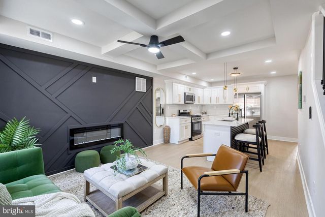 3721 MANCHESTER AVE, Baltimore, MD 21215