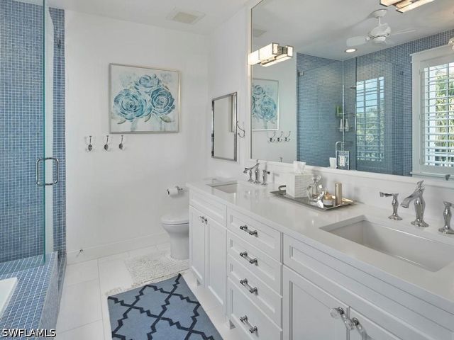 430 10th AVE S 305, Naples, FL 34102