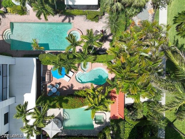 430 10th AVE S 305, Naples, FL 34102