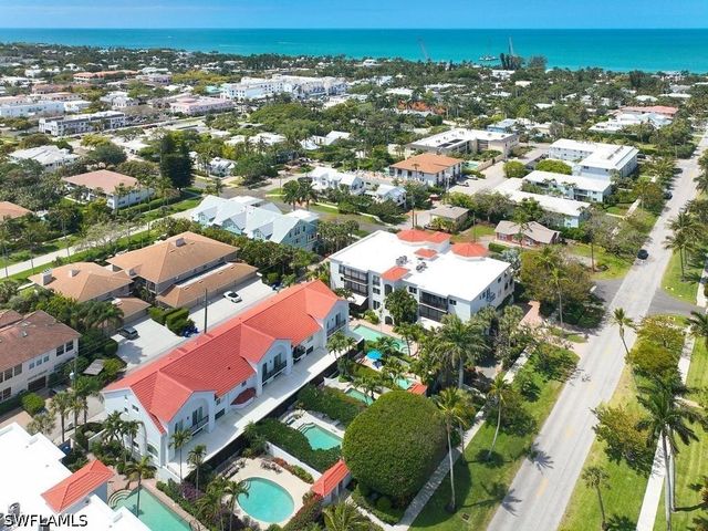 430 10th AVE S 305, Naples, FL 34102