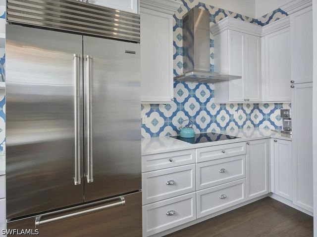 430 10th AVE S 305, Naples, FL 34102