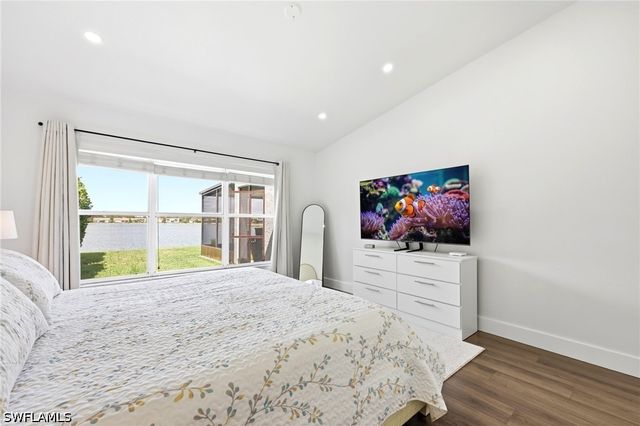 7287 Mill Pond CIR, Naples, FL 34109