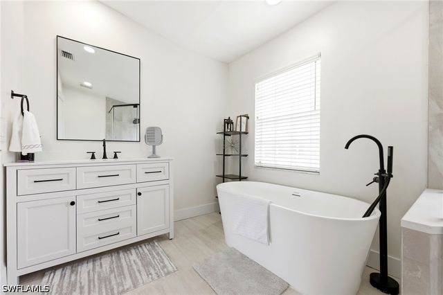 7287 Mill Pond CIR, Naples, FL 34109