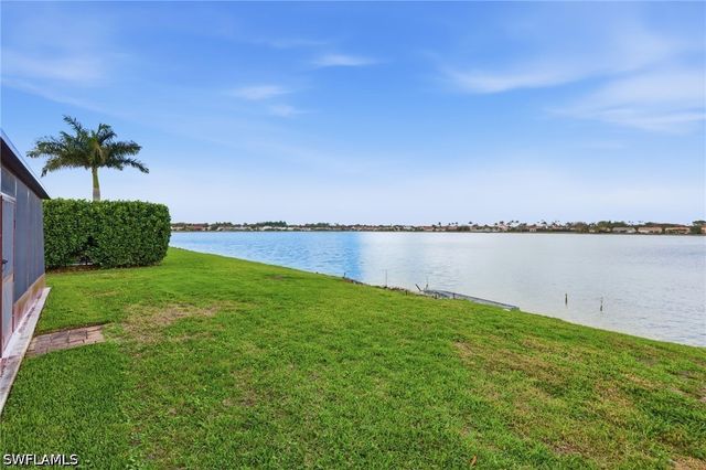 7287 Mill Pond CIR, Naples, FL 34109