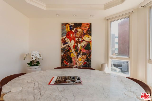 121 N Almont Drive 304, Beverly Hills, CA 90211