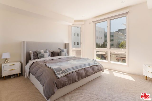 121 N Almont Drive 304, Beverly Hills, CA 90211