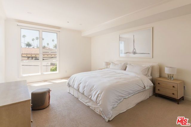 121 N Almont Drive 304, Beverly Hills, CA 90211