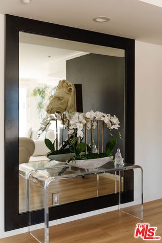 121 N Almont Drive 304, Beverly Hills, CA 90211