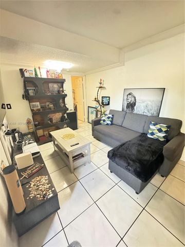 1314 W 77th Street, Hialeah, FL 33014