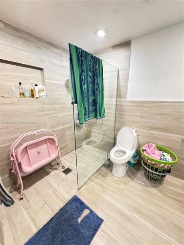 1314 W 77th Street, Hialeah, FL 33014
