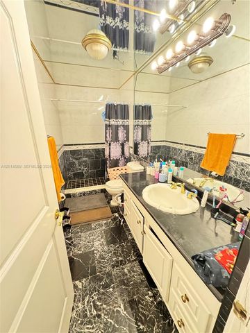 1314 W 77th Street, Hialeah, FL 33014