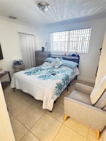 1314 W 77th Street, Hialeah, FL 33014